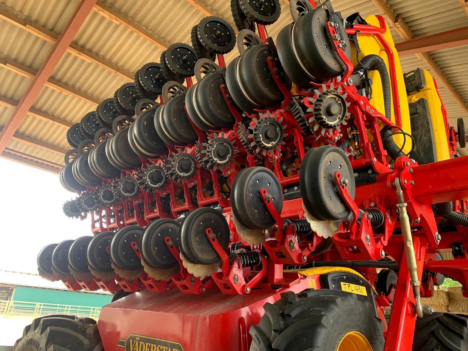 Einzelkornsägerät tip Väderstad TEMPO L 18, Gebrauchtmaschine in Upahl (Poză 4)